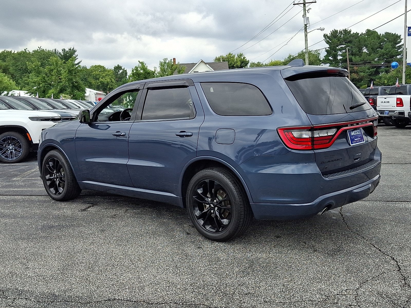 Used 2020 Dodge Durango R/T w/ Technology Group AWD/4WD image 4