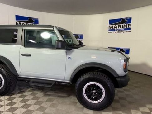 Used 2023 Ford Bronco Black Diamond w/ Sasquatch Package AWD/4WD image 3