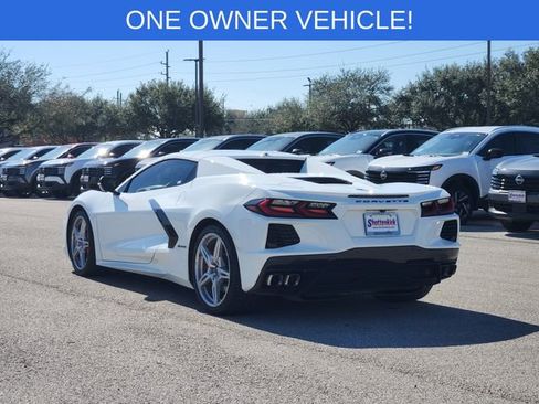 Used 2023 Chevrolet Corvette Stingray w/ Z51 Performance Package image 4