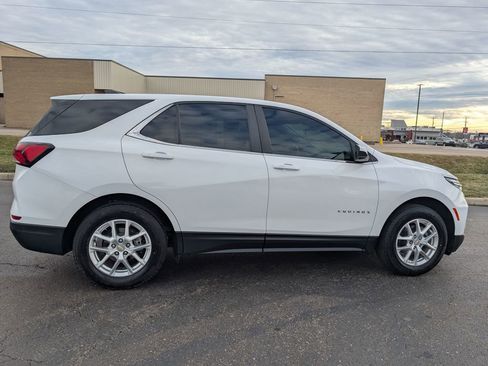 Used 2022 Chevrolet Equinox LT image 8