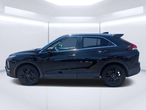 Used 2022 Mitsubishi Eclipse Cross LE FWD image 6