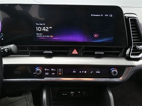 Used 2024 Kia Sportage EX image 15