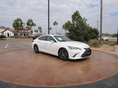 Used 2024 Lexus ES 350 w/ Premium Package