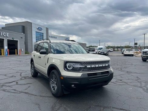 New 2025 Ford Bronco Sport Big Bend w/ Convenience Package AWD/4WD image 1