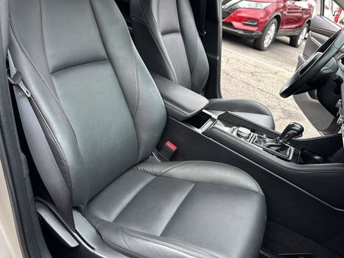 Used 2024 MAZDA MAZDA3 s image 33