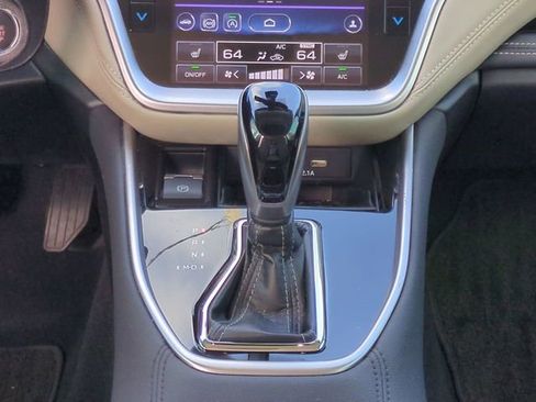 Used 2020 Subaru Outback Limited image 21