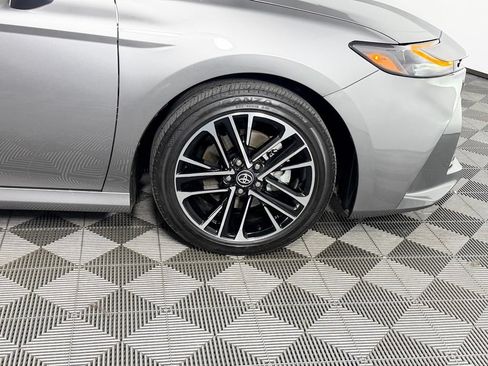 Used 2026 Toyota Camry XLE FWD image 11