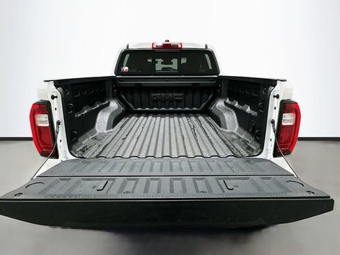 Used 2025 GMC Canyon Elevation w/ Convenience Package RWD image 27