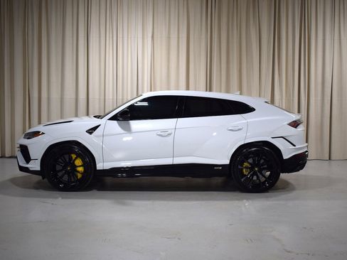 Used 2024 Lamborghini Urus S image 5