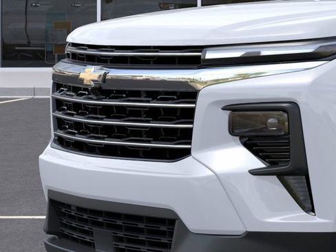 New 2026 Chevrolet Traverse LT w/ Driver Confidence Package FWD image 15
