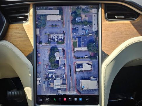 Used 2021 Tesla Model X Long Range AWD/4WD image 40