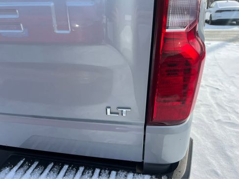 Used 2019 Chevrolet Silverado 1500 LT w/ All-Star Edition image 9