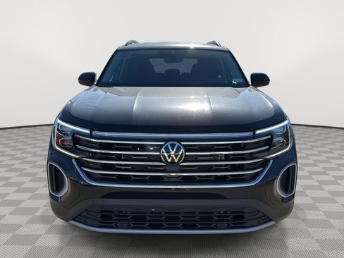 New 2026 Volkswagen Atlas SE image 8