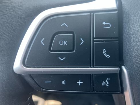 Certified 2026 Toyota Highlander Platinum AWD/4WD image 18