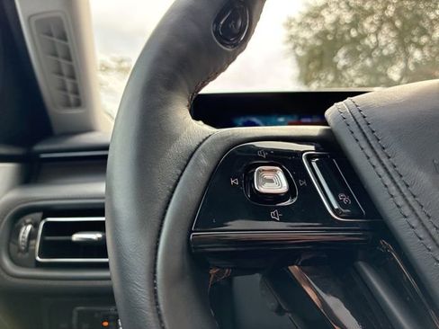 Certified 2025 Lincoln Aviator Reserve w/ Equipment Group 201A image 27