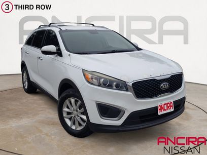 Used 2016 Kia Sorento LX w/ LX Convenience Package