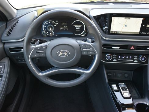 Used 2021 Hyundai Sonata Limited image 14