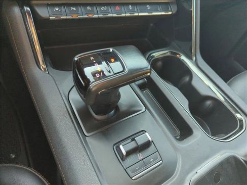 Certified 2024 GMC Sierra 1500 AT4 w/ Technology Package image 11