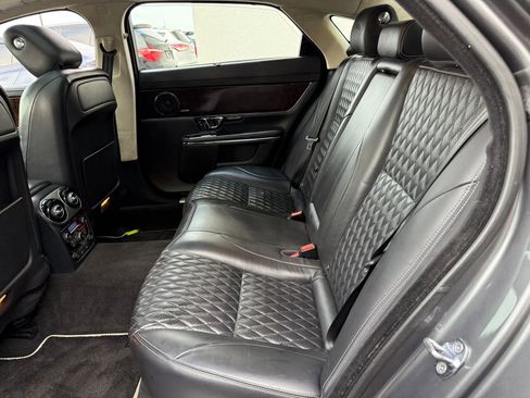 Used 2017 Jaguar XJ L Portfolio image 21