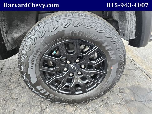 Used 2024 Chevrolet Colorado Trail Boss image 37