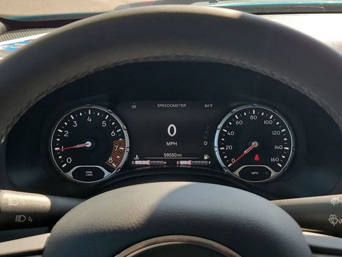 Used 2021 Jeep Renegade Latitude image 32