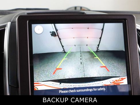 Used 2021 Ford Edge Titanium image 18