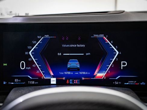 Used 2023 BMW X7 M60i w/ Executive Package image 27