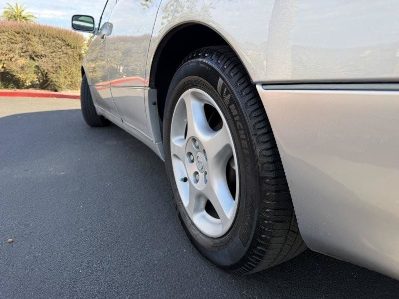 Used 1999 Lexus GS 300 w/ Premium Pkg RWD image 17