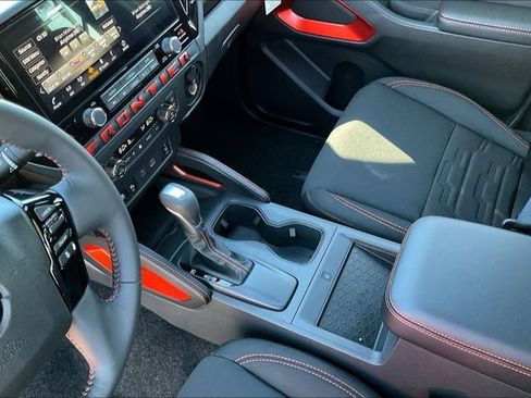 New 2026 Nissan Frontier Pro-X w/ Pro-X Convenience Package RWD image 6