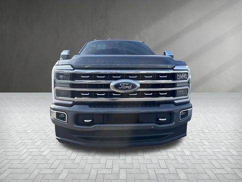 Used 2024 Ford F350 Platinum image 2
