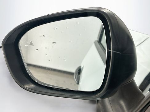 Used 2021 Nissan Rogue S image 16