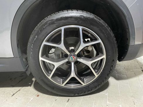 Used 2019 Alfa Romeo Stelvio Ti AWD/4WD image 8
