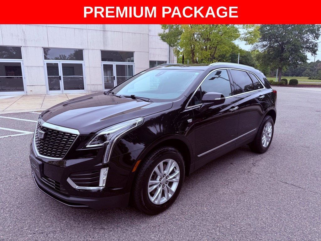 Used 2023 Cadillac XT5 Luxury FWD image 3