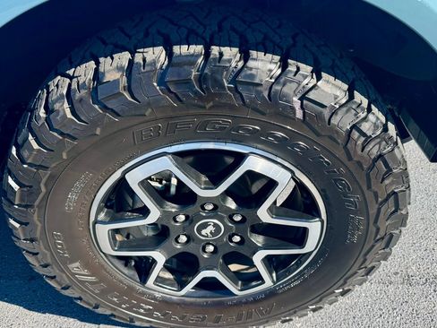 Used 2022 Ford Bronco Outer Banks image 5