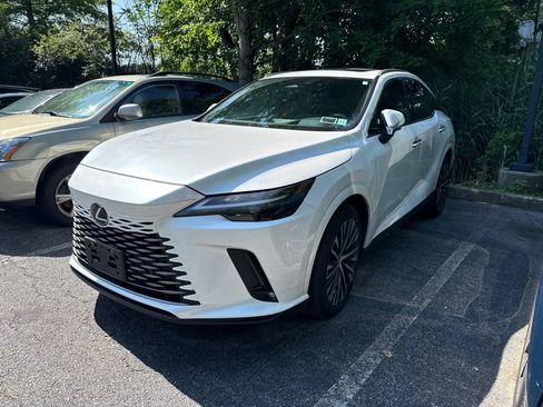 Used 2023 Lexus RX 350 Premium Plus w/ Accessory Package AWD/4WD image 3