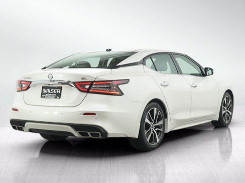 Used 2023 Nissan Maxima SL FWD image 5