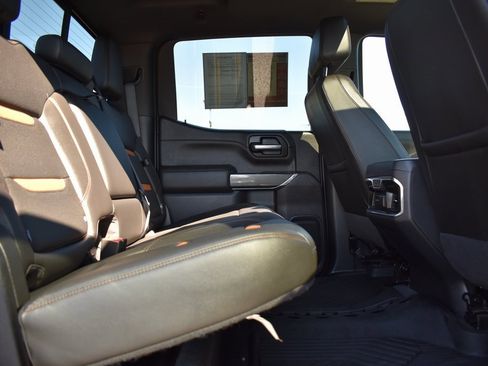 Used 2020 GMC Sierra 1500 AT4 w/ AT4 Premium Package image 9