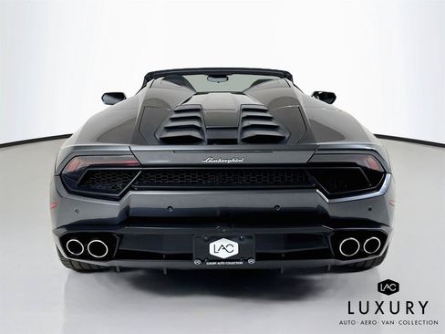 Used 2017 Lamborghini Huracan LP 580-2 RWD image 7