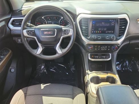 Used 2023 GMC Acadia SLE w/ Driver Convenience Package FWD image 18