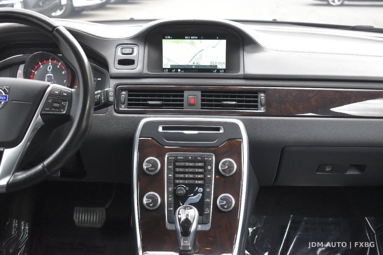 Used 2016 Volvo XC70 T5 Premier w/ Proximity Package AWD/4WD image 23