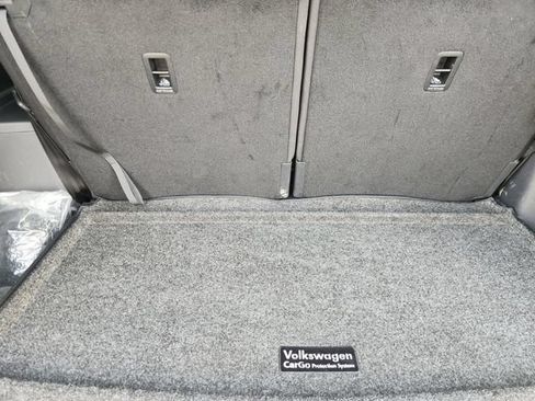 Used 2024 Volkswagen Atlas SE FWD image 34