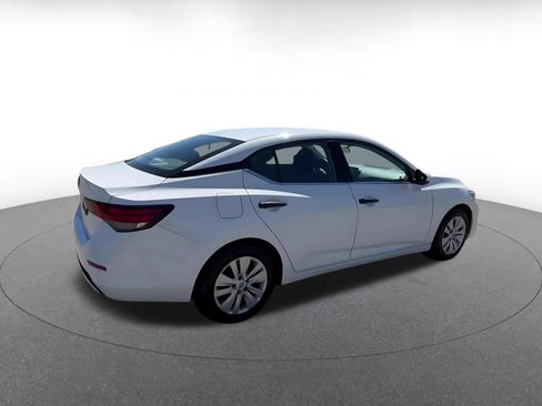Used 2025 Nissan Sentra S FWD image 14