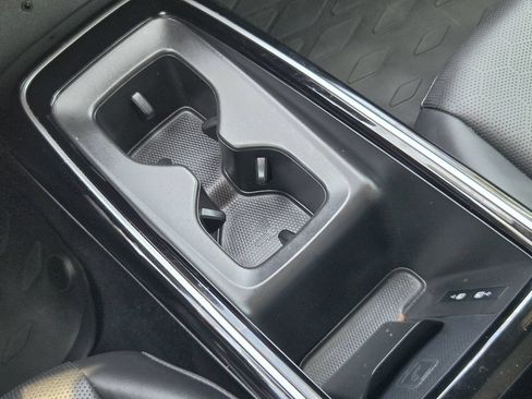 Used 2023 Volkswagen ID.4 Pro S RWD image 19