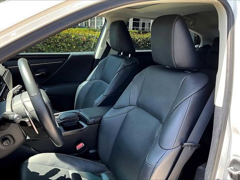 Used 2022 Lexus ES 350 w/ Premium Package FWD image 8