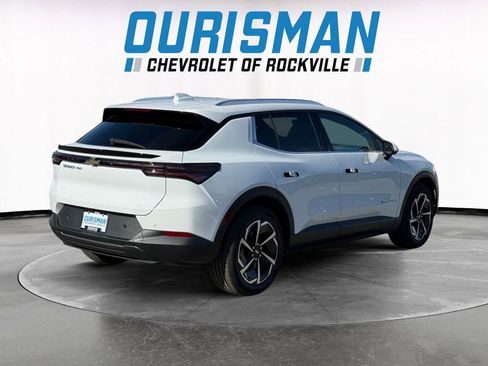 New 2026 Chevrolet Equinox EV LT image 6
