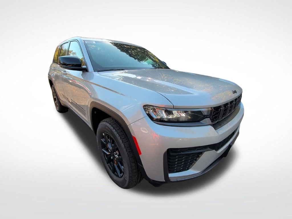 New 2026 Jeep Grand Cherokee Altitude AWD/4WD image 7