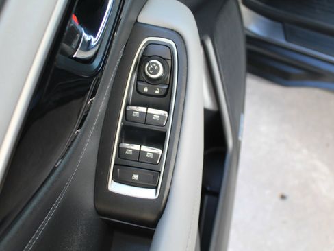 Used 2020 Subaru Outback Limited image 29