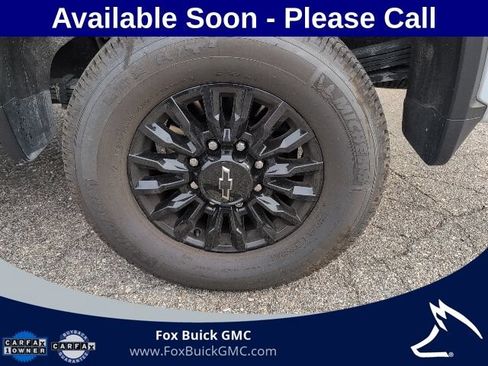 Used 2022 Chevrolet Silverado 2500 LT w/ Convenience Package AWD/4WD image 9