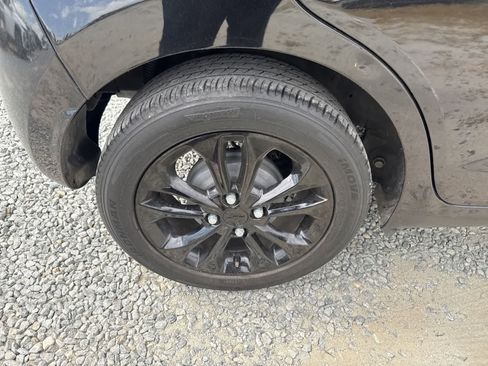 Used 2021 Chevrolet Spark LT image 13