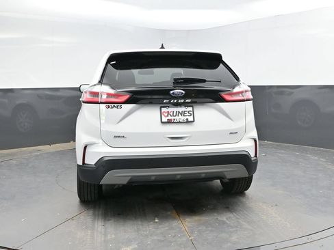 Used 2024 Ford Edge SEL AWD/4WD image 8